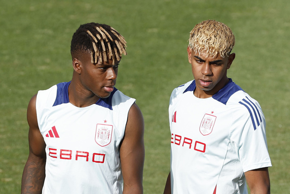 西班牙U21队11月大名单：莫斯克拉领衔，贡萨洛、吉乌在列（西班牙U21公布11月大名单：莫斯克拉领衔，贡萨洛、吉乌入选）