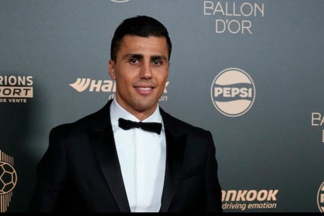 马尔基西奥玩皇马传奇二选一：C罗＞齐达内、大罗（马尔基西奥皇马传奇二选一：C罗力压齐达内与大罗）