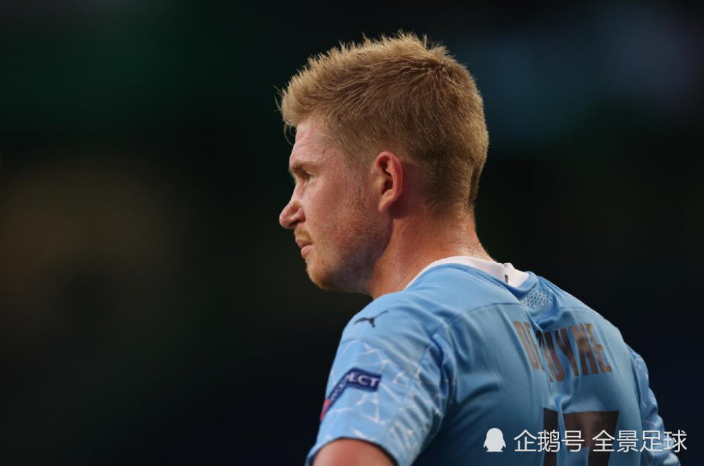 球迷投票！足协杯决赛将设“明星机位”，两队各有3人候选（球迷投票定夺！足协杯决赛增设明星机位，两队各有3名候选）