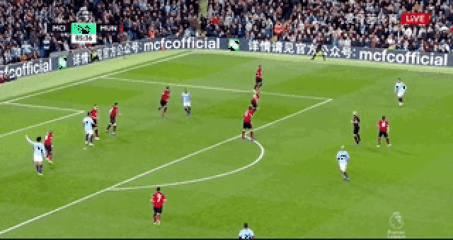 新发型，格列兹曼剪了一个超短寸头（格列兹曼焕新造型：清爽超短寸头亮相）