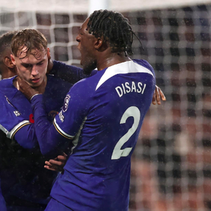 获中乙最佳球员，费尔南多：感谢申花的培养，感谢恒宸的舞台（荣膺中乙最佳，费尔南多致谢申花栽培与恒宸舞台）