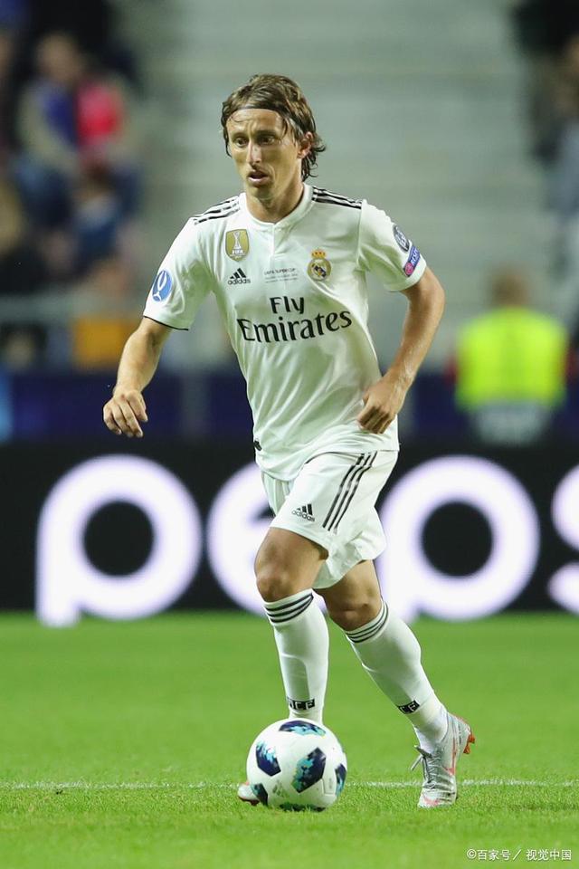 欧冠淘汰赛前瞻：巴萨客场挑战曼联,（欧冠淘汰赛前瞻：巴萨做客老特拉福德对阵曼联）