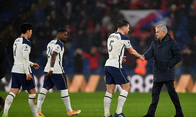 阿斯：预计皇马25-26赛季收入将创体育机构纪录，达12.48亿欧（阿斯报称：皇马25-26赛季收入预计达12.48亿欧元，有望创体育机构历史新高）