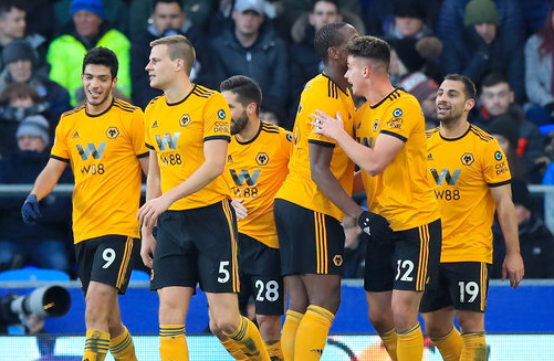油管主播坐12小时飞机将《宝可梦》卡带送还原主人